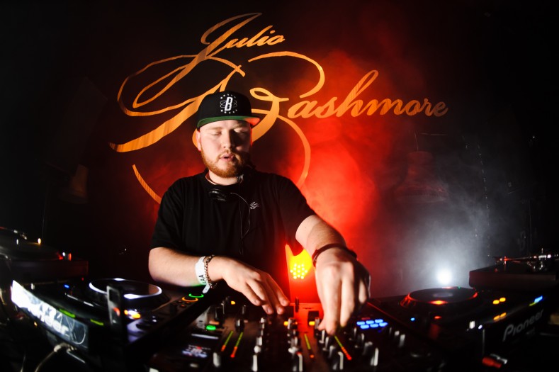 Julio Bashmore – “Peppermint” ft. Jessie Ware “Official Music Video”